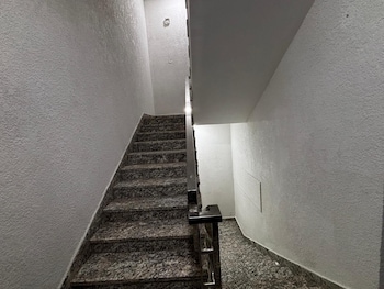 aster studio serviced apartment