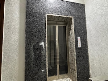 aster studio serviced apartment