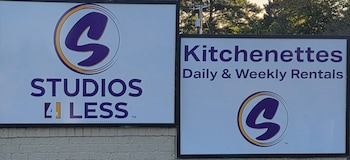 Studios & Suites 4 Less Virginia Beach,,2 star