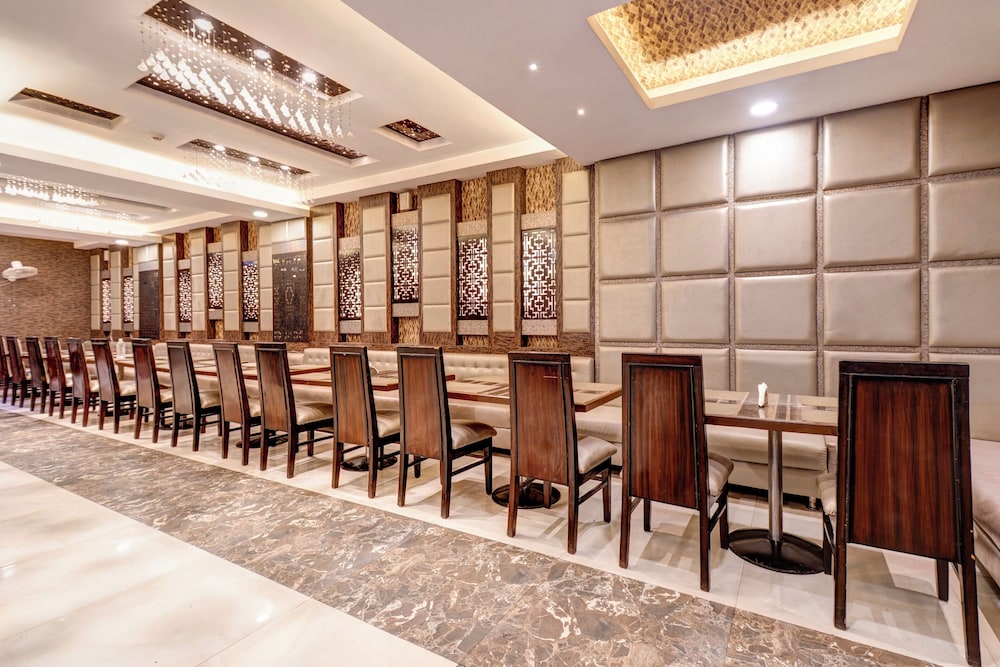 treebo riddhi paradise 15 mins from airport