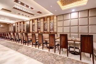 treebo riddhi paradise 15 mins from airport