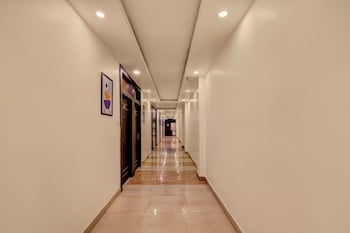 treebo riddhi paradise 15 mins from airport