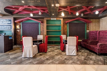 treebo riddhi paradise 15 mins from airport