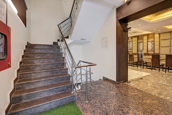 treebo riddhi paradise 15 mins from airport