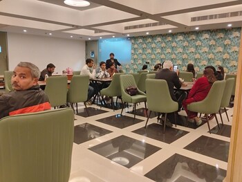 The Park Green Hotel & Resort,,3 star