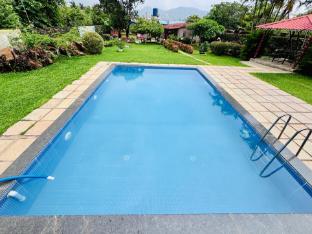 baileys castle villa