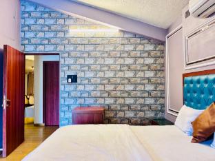 baileys castle villa