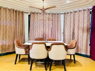 baileys castle villa