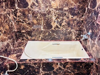 baileys castle villa