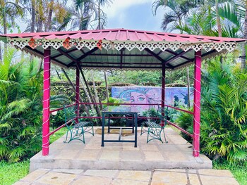 baileys castle villa