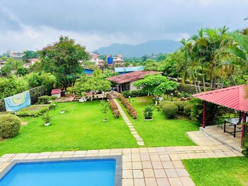 baileys castle villa