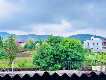 baileys castle villa