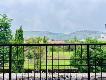 baileys castle villa