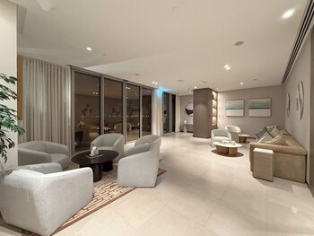 burj and fountain luxe stay