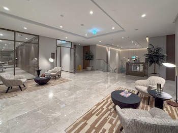 burj and fountain luxe stay