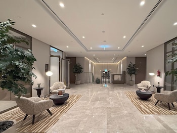 burj and fountain luxe stay