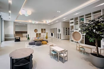 burj and fountain luxe stay