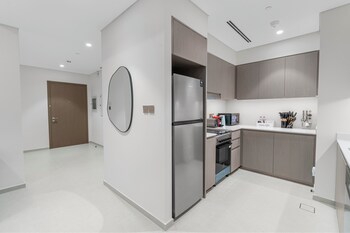 burj and fountain luxe stay