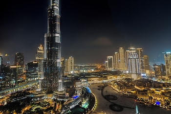 burj and fountain luxe stay