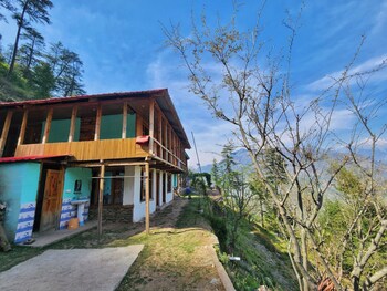 green sanctuary farmstay sainj