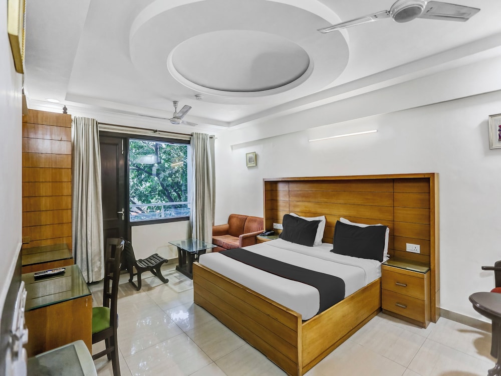 signature plaza by merriment