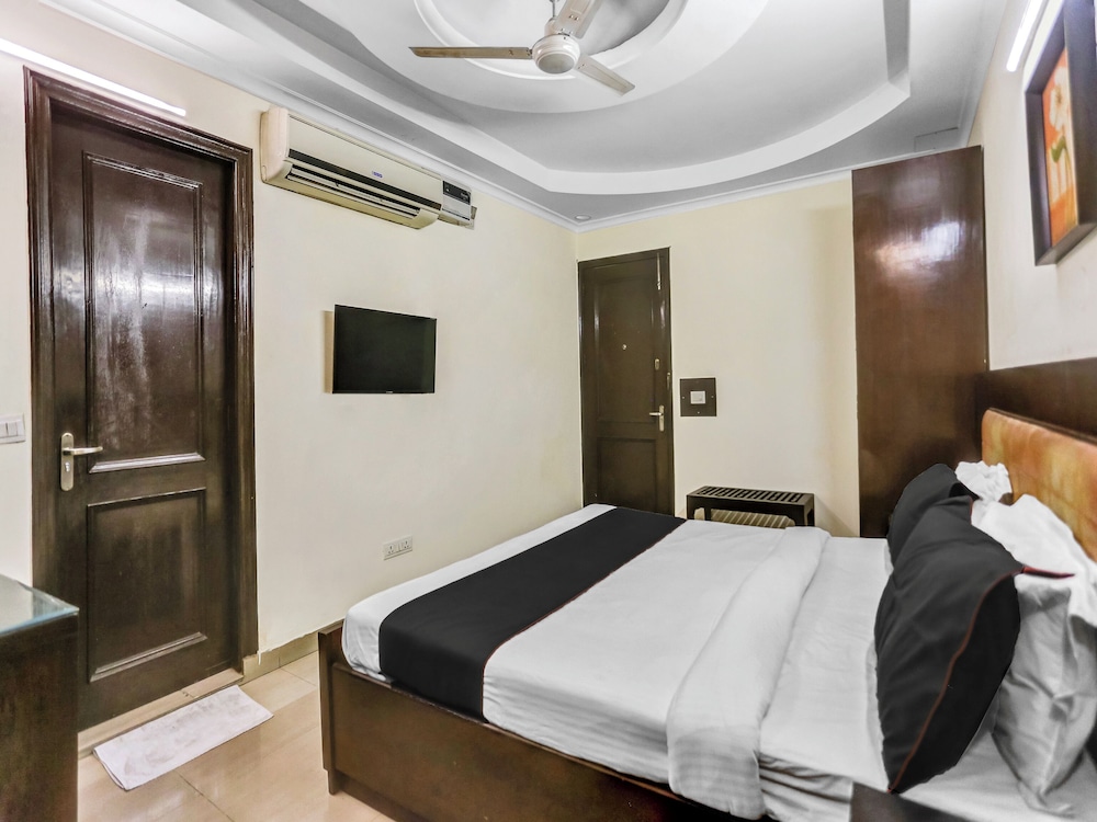 signature plaza by merriment