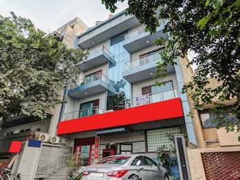 signature plaza by merriment