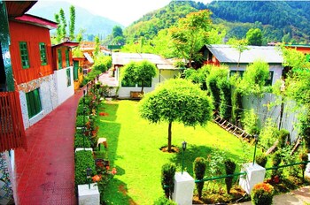 Hotel New Green View1 Srinagar,,3 star