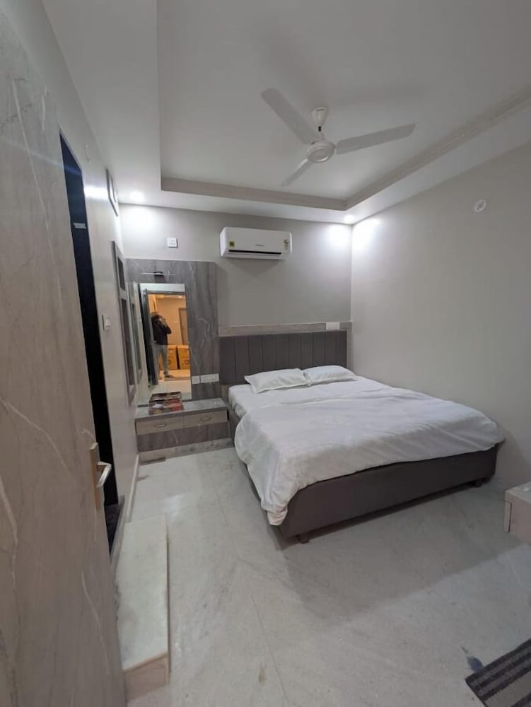 haritwal guest house