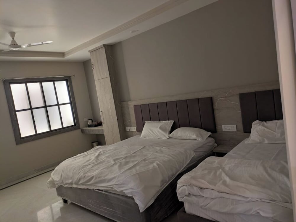 haritwal guest house