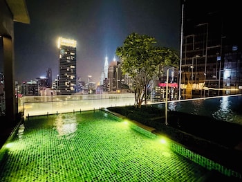 Axon Residence Luxurious By Pavilion,,3 star