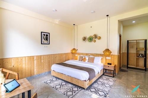 zostel homes tirthan gushaini