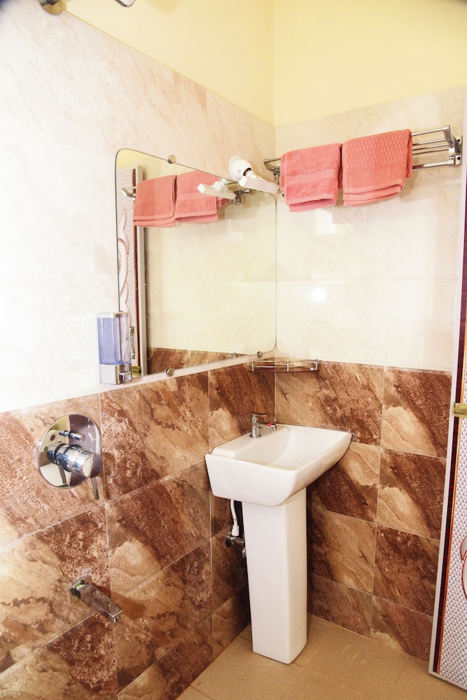 laxmi empire guest house