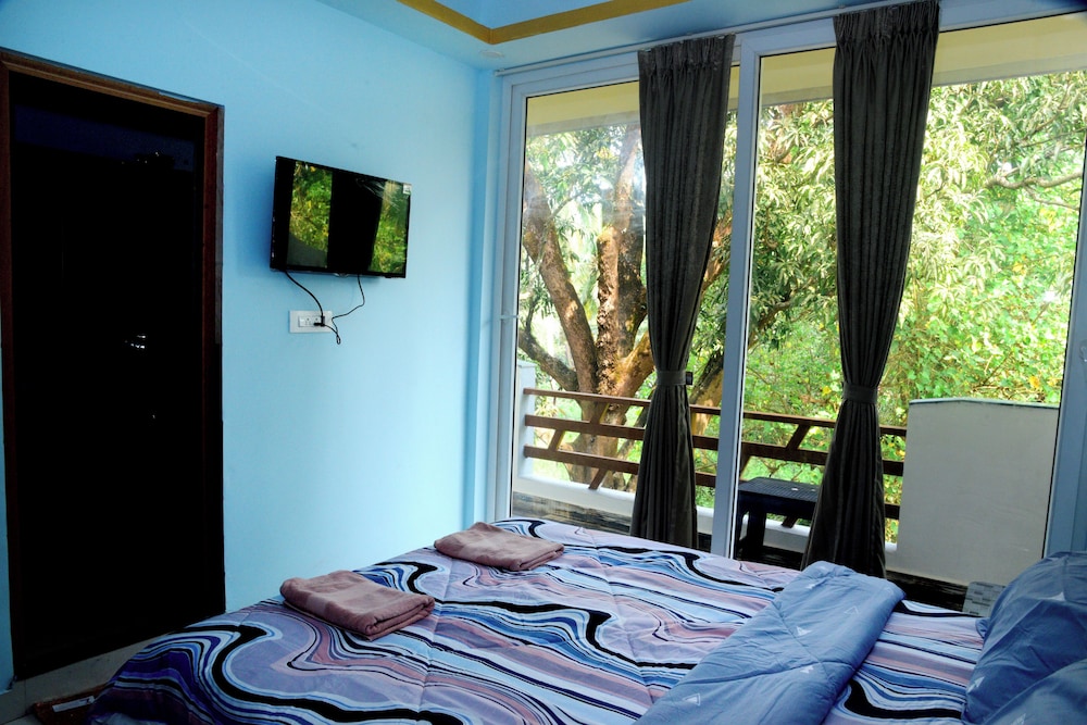 laxmi empire guest house