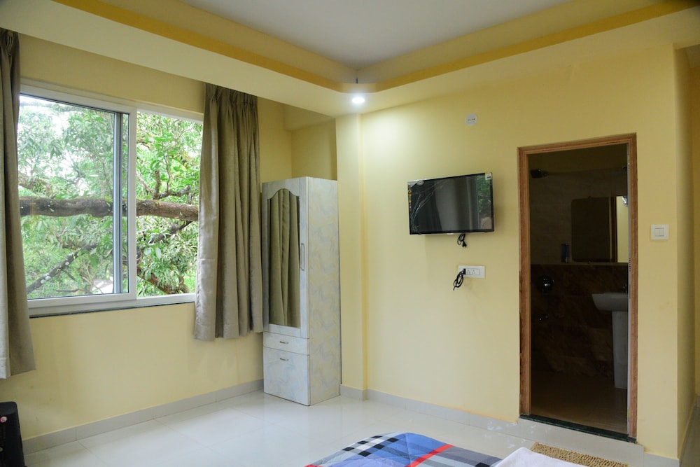 laxmi empire guest house