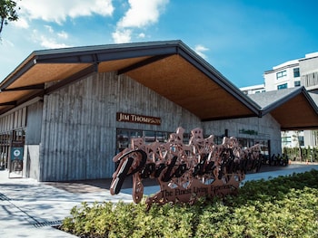 laya resort and residences