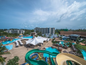 laya resort and residences