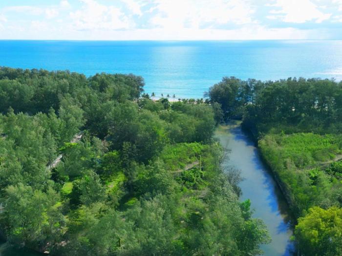 laya resort and residences