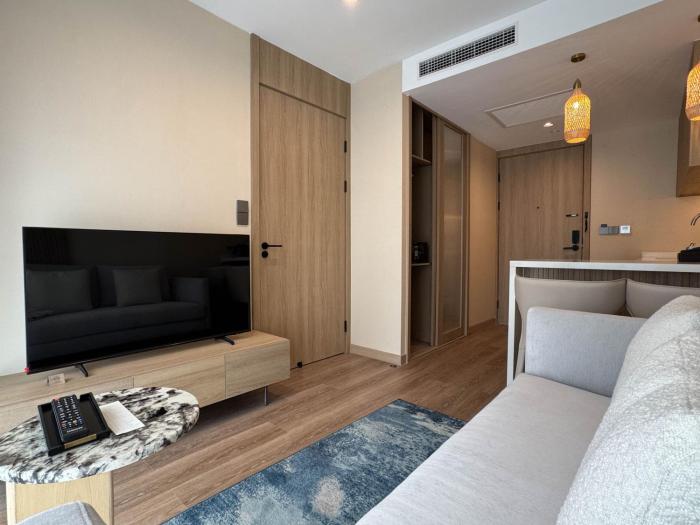 laya resort and residences