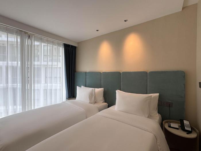 laya resort and residences