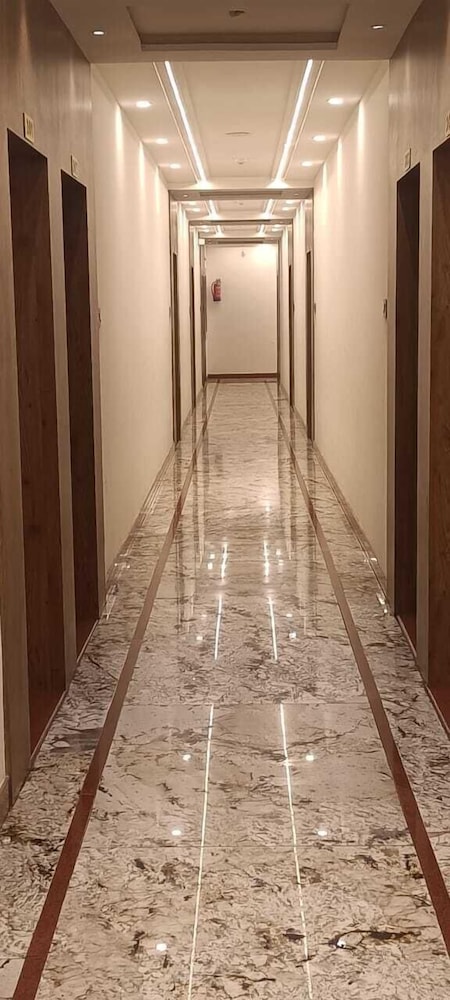 hotel madhava naimisharanya