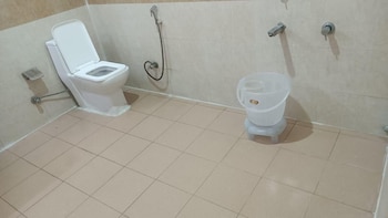 airport hotel bright buzz