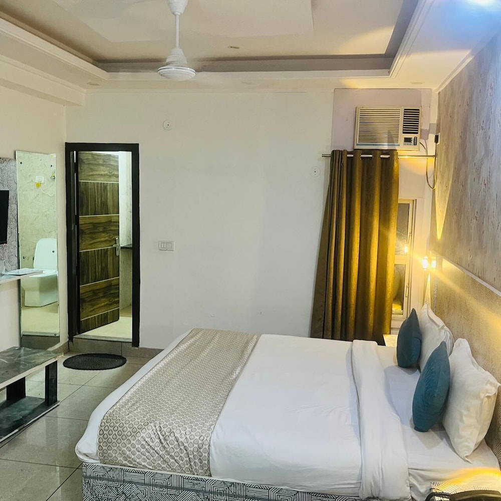airport hotel bright buzz