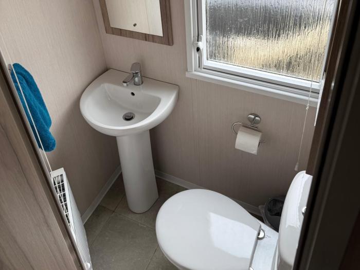 cedar lake apartment retreat