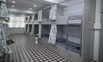 skyline backpackers premium co living