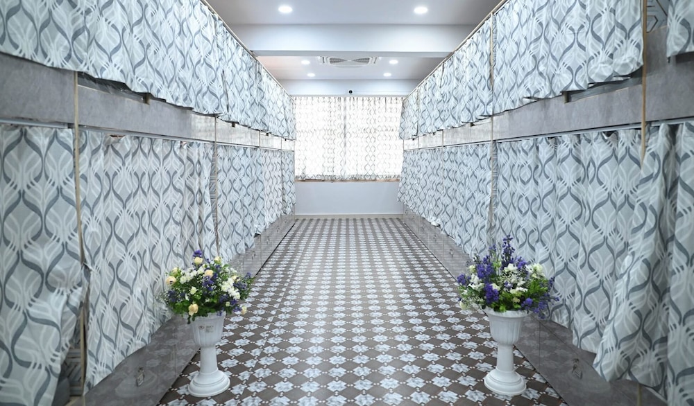 skyline backpackers premium co living