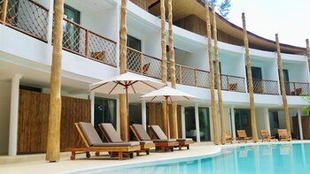 the talay hotel