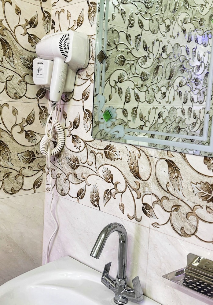 hotel the luxeblue shimla mountain view