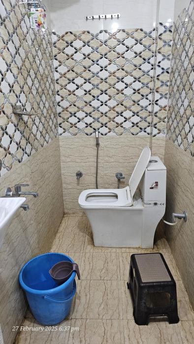 hotel saral guest house ram mandir