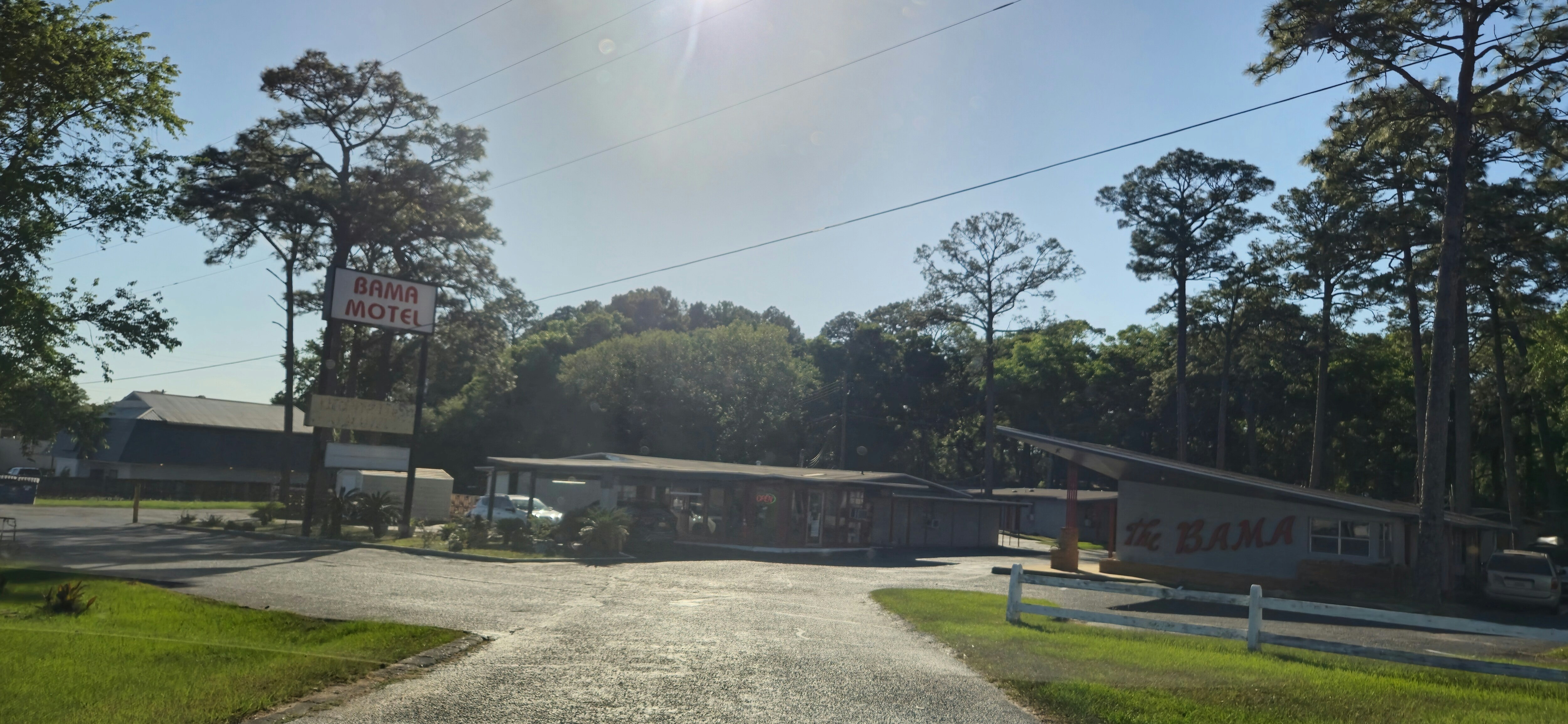 bama motel mobile i 65